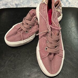 Kids Blowfish Stylish Pink Canvas Sneakers size 1.5 1 1/2 patchwork
